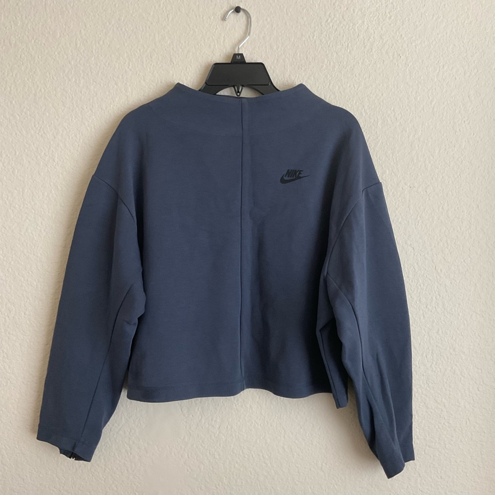 Nike boat neck sweatshirt